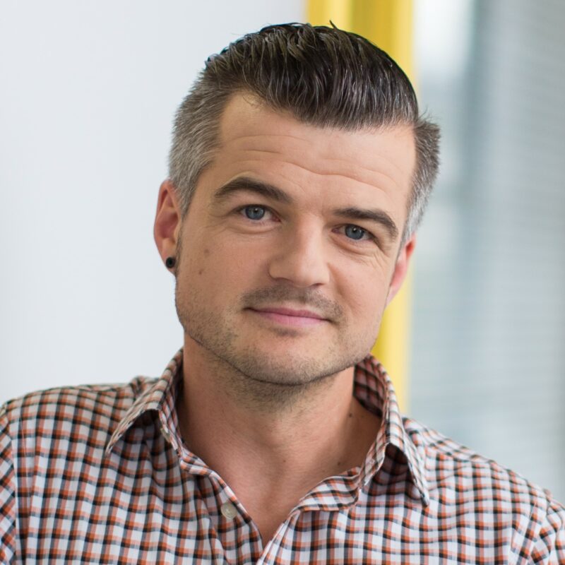 Professor Rob Shellie