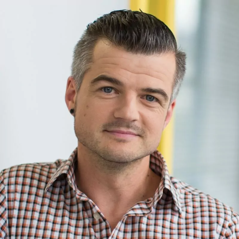 Professor Rob Shellie